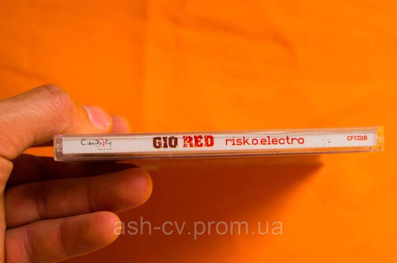 Музичний диск CD. GIO RED - Risk o Electro - фото фото фото 1