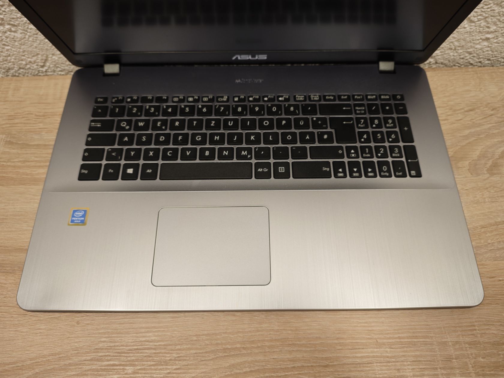 Ноутбук 17.3" Asus Intel Pentium 4417U/DDR4 4Gb/SSD 128Gb/Intel - фото фото фото 4
