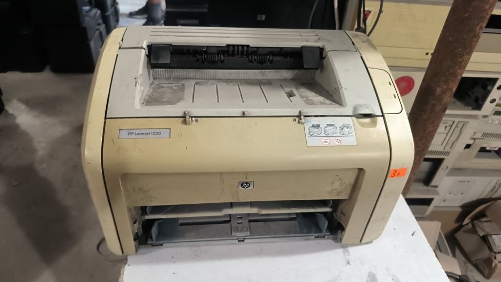 Принтер HP LaserJet 1020 №3x - фото фото фото 0
