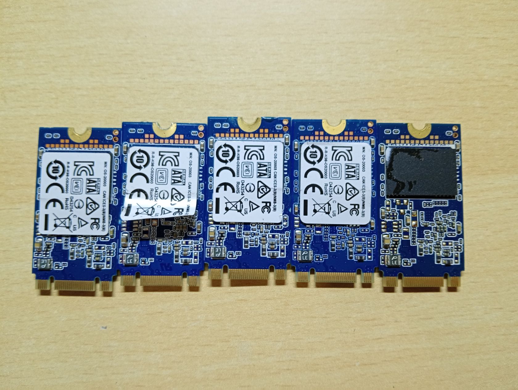m2 sata ssd Kingston 128gb 5 штук  (не виявляються системою) - фото фото фото 0