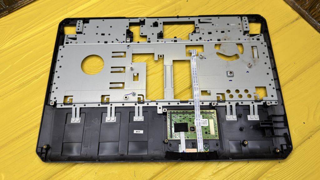Топкейс MSI GT60   (447) - фото фото фото 1