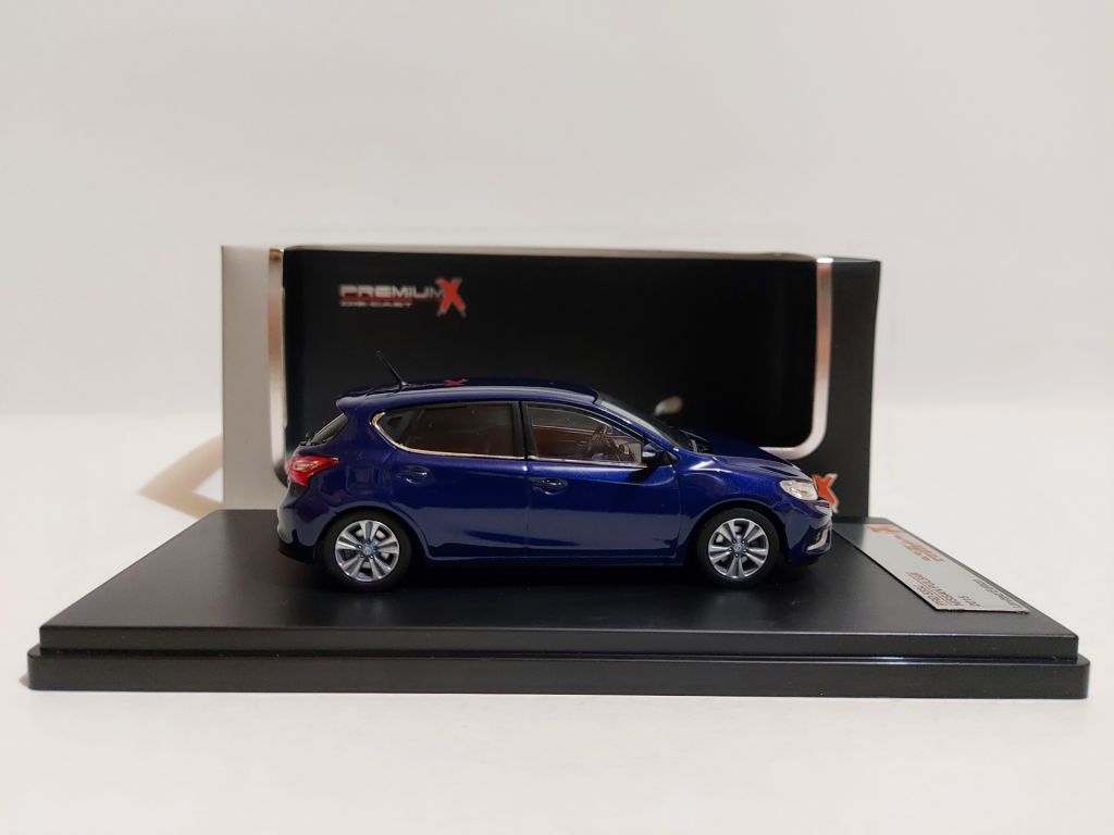 Premium X 1:43 Nissan Pulsar  (2015) blue - фото фото фото 4