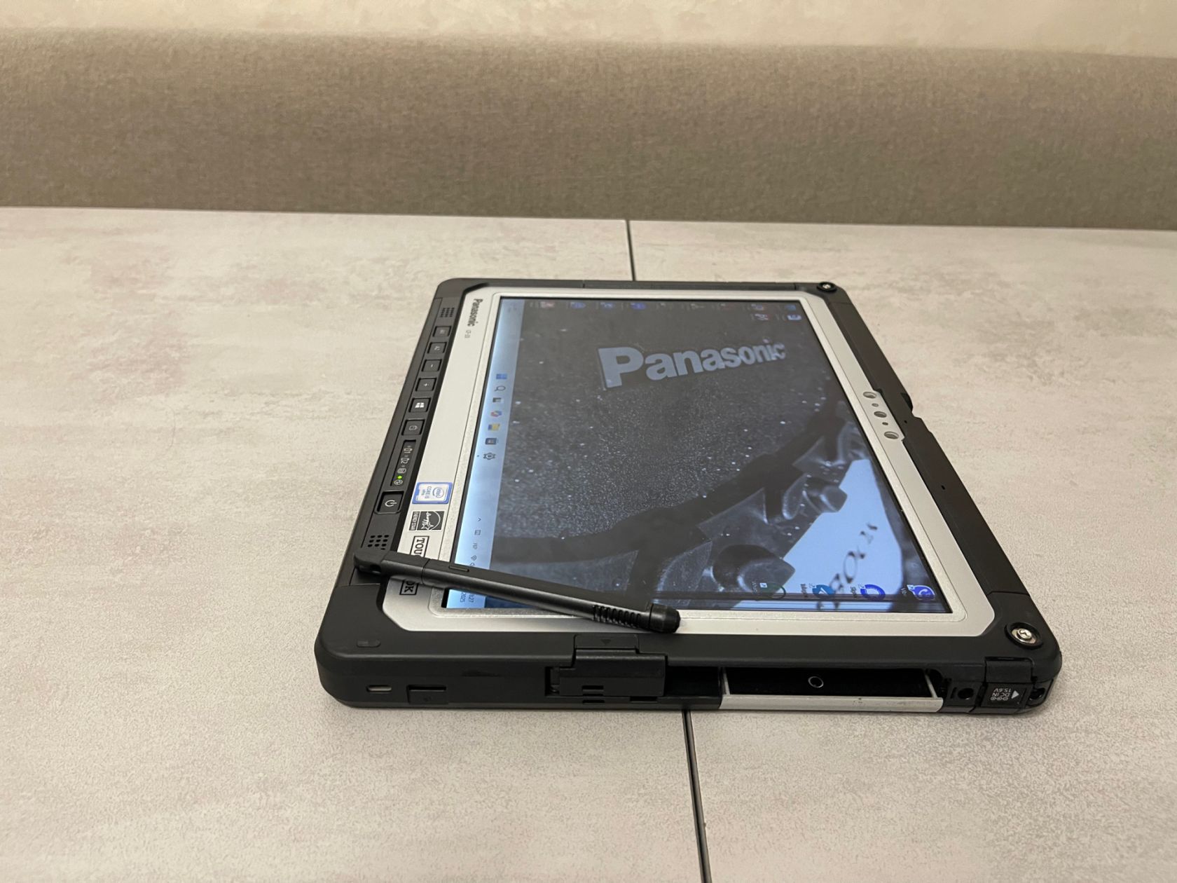 Захищений планшет Panasonic Toughbook CF-33, 12", i5-7300U, 16GB, 128GB, 4G LTE - фото фото фото 5