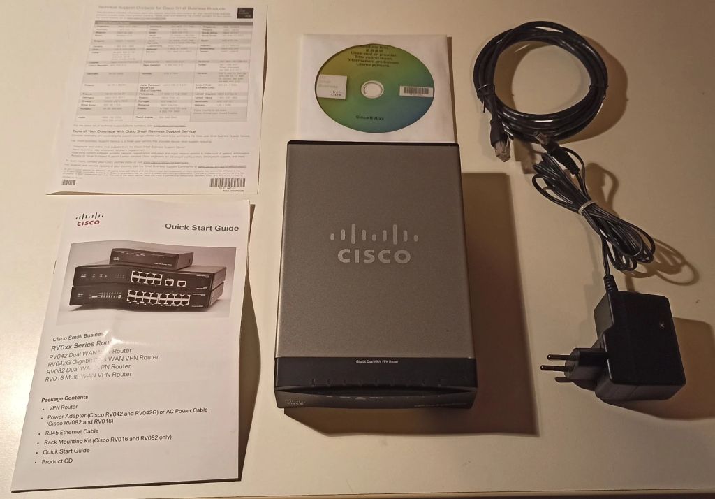 Маршрутизатор Cisco Dual Gigabit WAN VPN Router  (RV042G) - фото фото фото 0