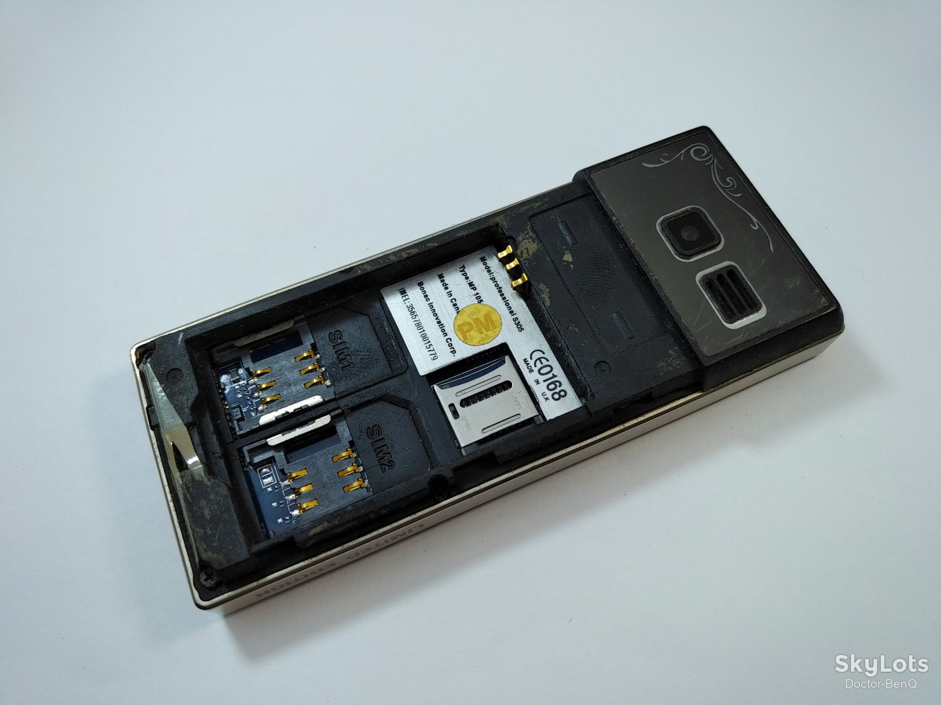 Vertu Mobiado S305 Professional MP105 Limited Edition - фото фото фото 2