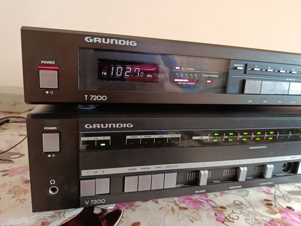 Стойка GRUNDIG V-7200 - фото фото фото 1