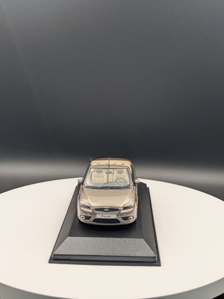Ford Focus Cabrio 1:43 Minichamps - фото фото фото 2