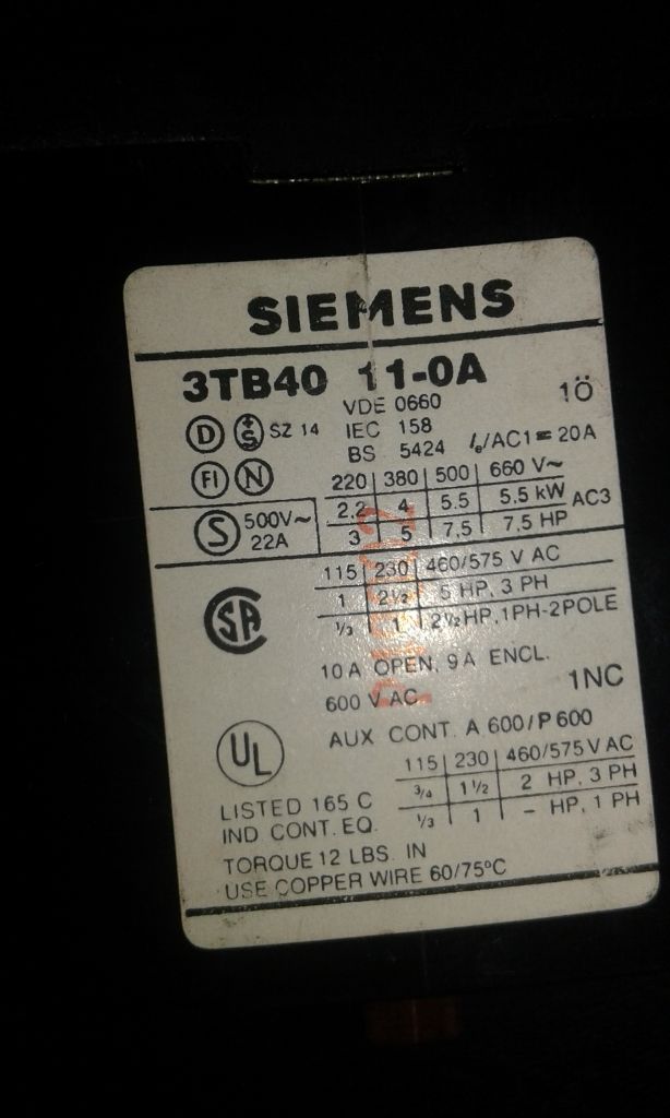 Контактор SIEMENS 3TB40 11-0A 24AC - фото фото фото 1