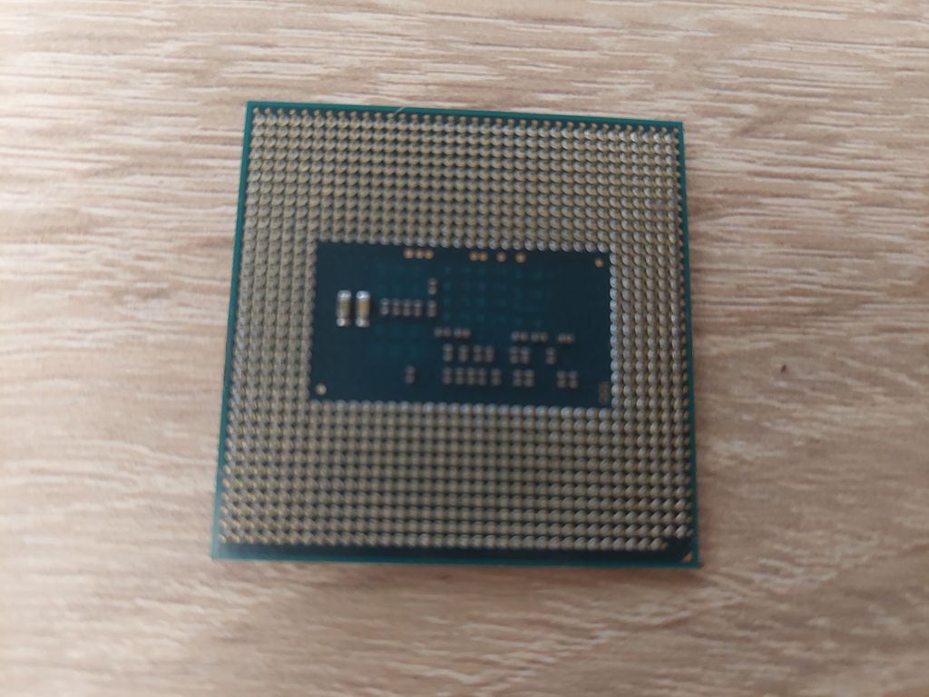 Б/В Процесор для ноутбука G4 Intel i3 4000 M SR1HC - фото фото фото 1