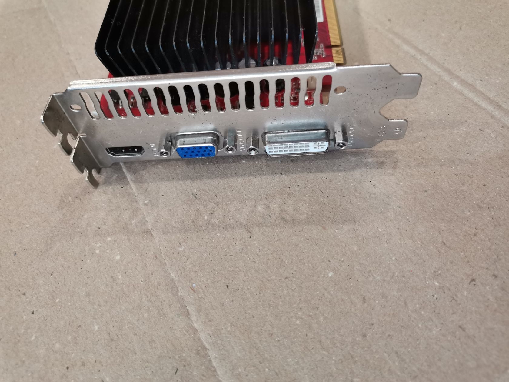 Видеокарта NVIDIA GeForce 9500 GT 128mb DDR2 PCI Express - фото фото фото 2