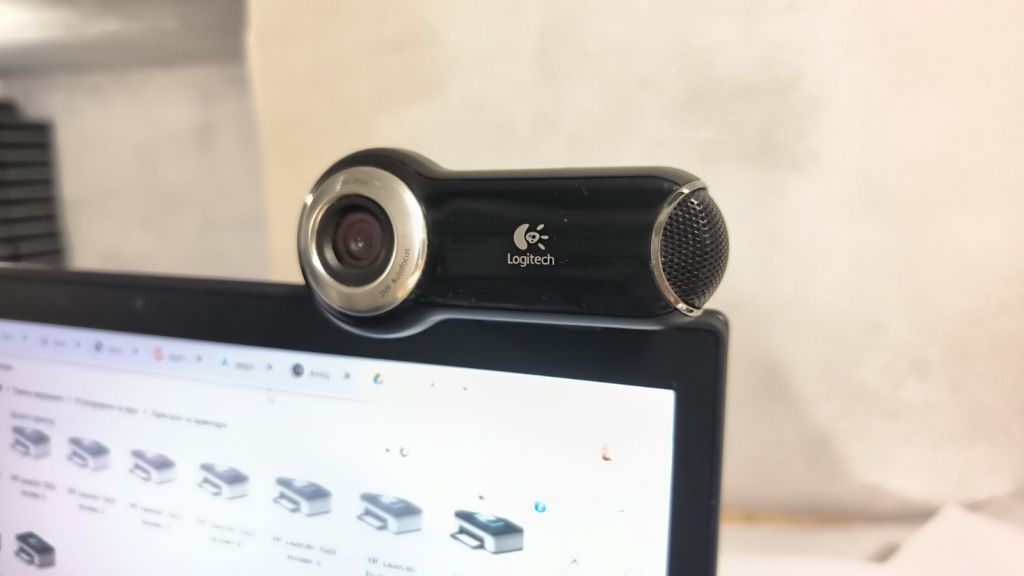 Видеокамера Веб-камера logitech Webcam Pro 9000 - фото фото фото 2