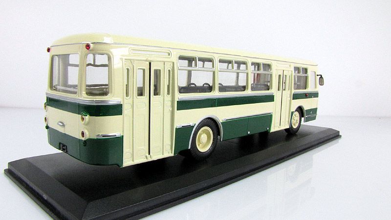 1/43 Автобус ЛиАЗ-677. Classicbus. Новый. - фото фото фото 4