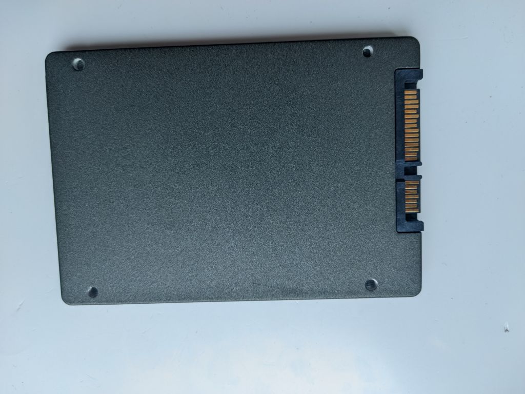 Micron RealSSD P400e 64Gb 6G SATA 1.8 MTFDDAA064MAR-1J1AB - фото фото фото 1