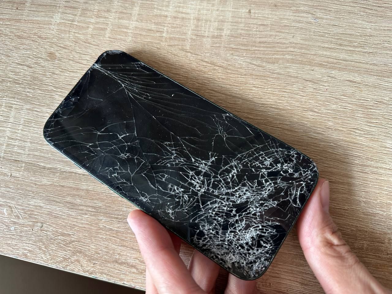 iphone 13 айфон 13 на деталі - фото фото фото 5