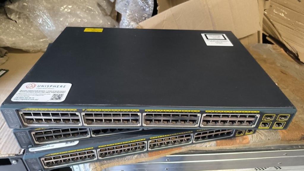 Комутатори Cisco WS-C2960-48PST-L POE - фото фото фото 0