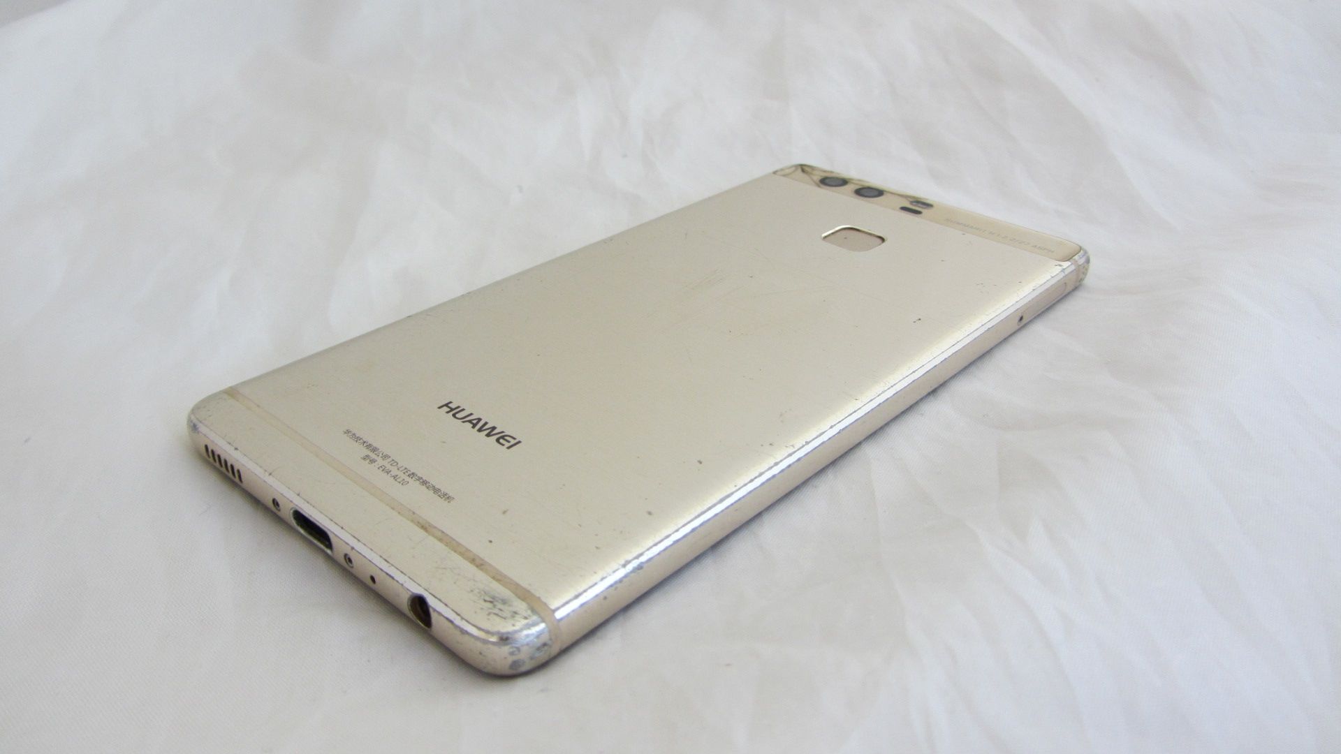 HUAWEI P9 Dual SIM   (EVA-AL10) Gold - фото фото фото 4