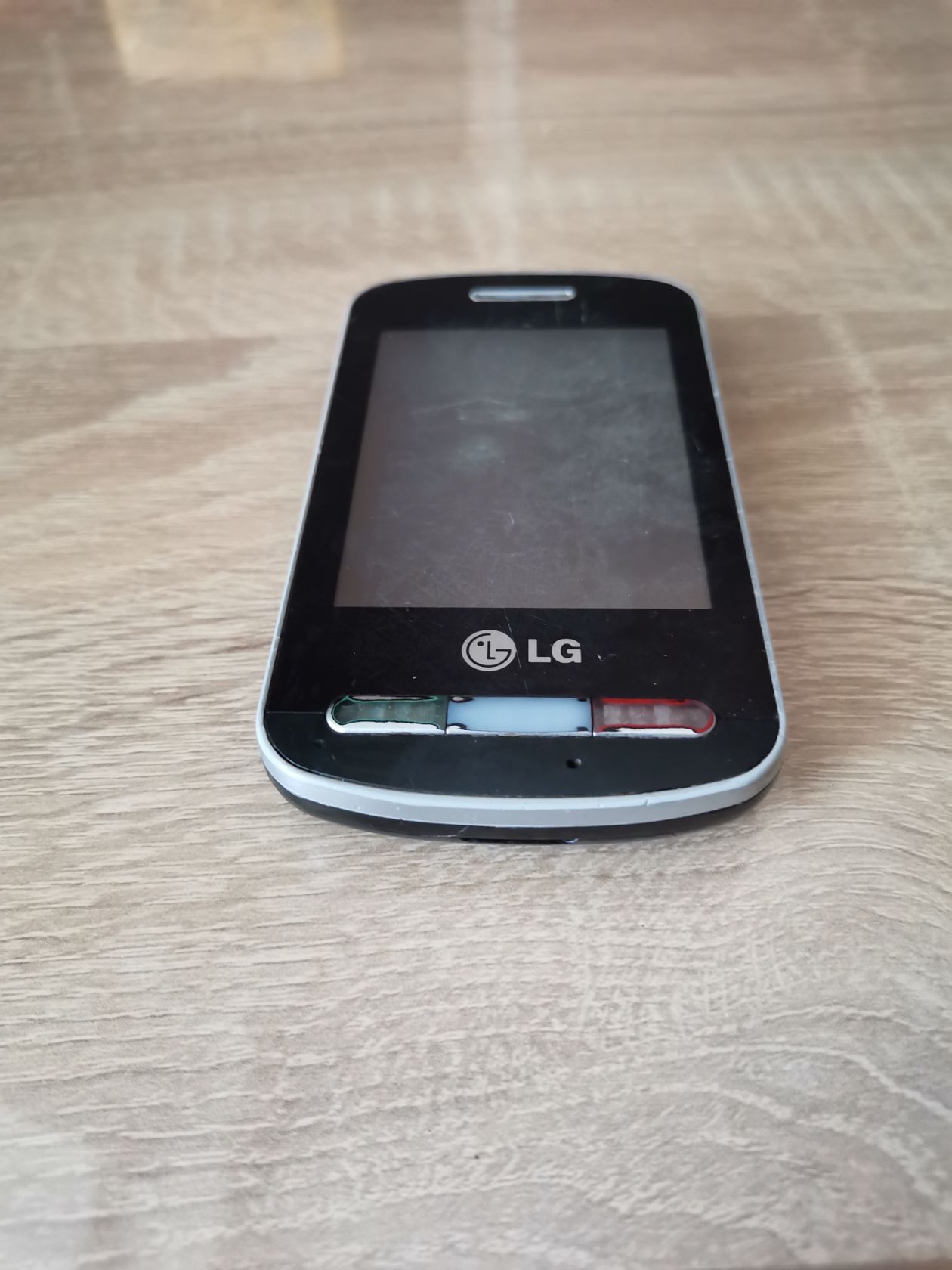 Телефон LG T315i - фото фото фото 4