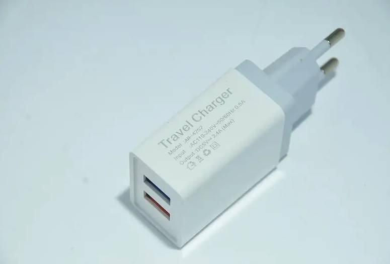 Зарядний пристрій для телефона Fast Charge Мережевий зарядний пристрій з 2 USB-портами - фото фото фото 1