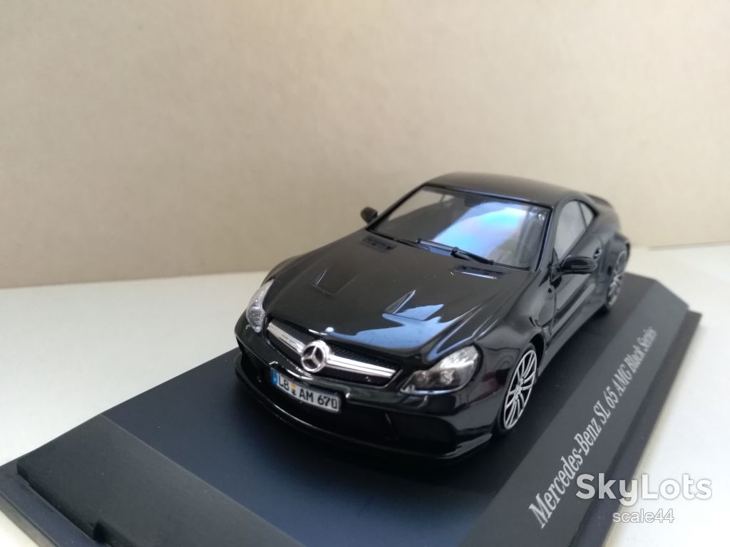 Mercedes-Benz SL65 AMG.Minichamps.1:43 - фото фото фото 2