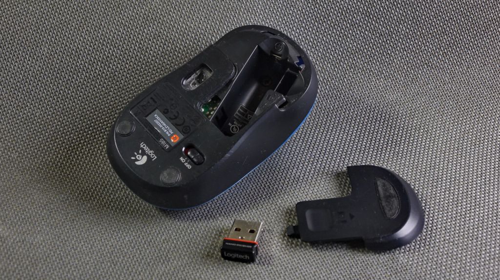 Беспроводная мышь Blue Logitech M185 с USB ресивером Вживане - фото фото фото 1