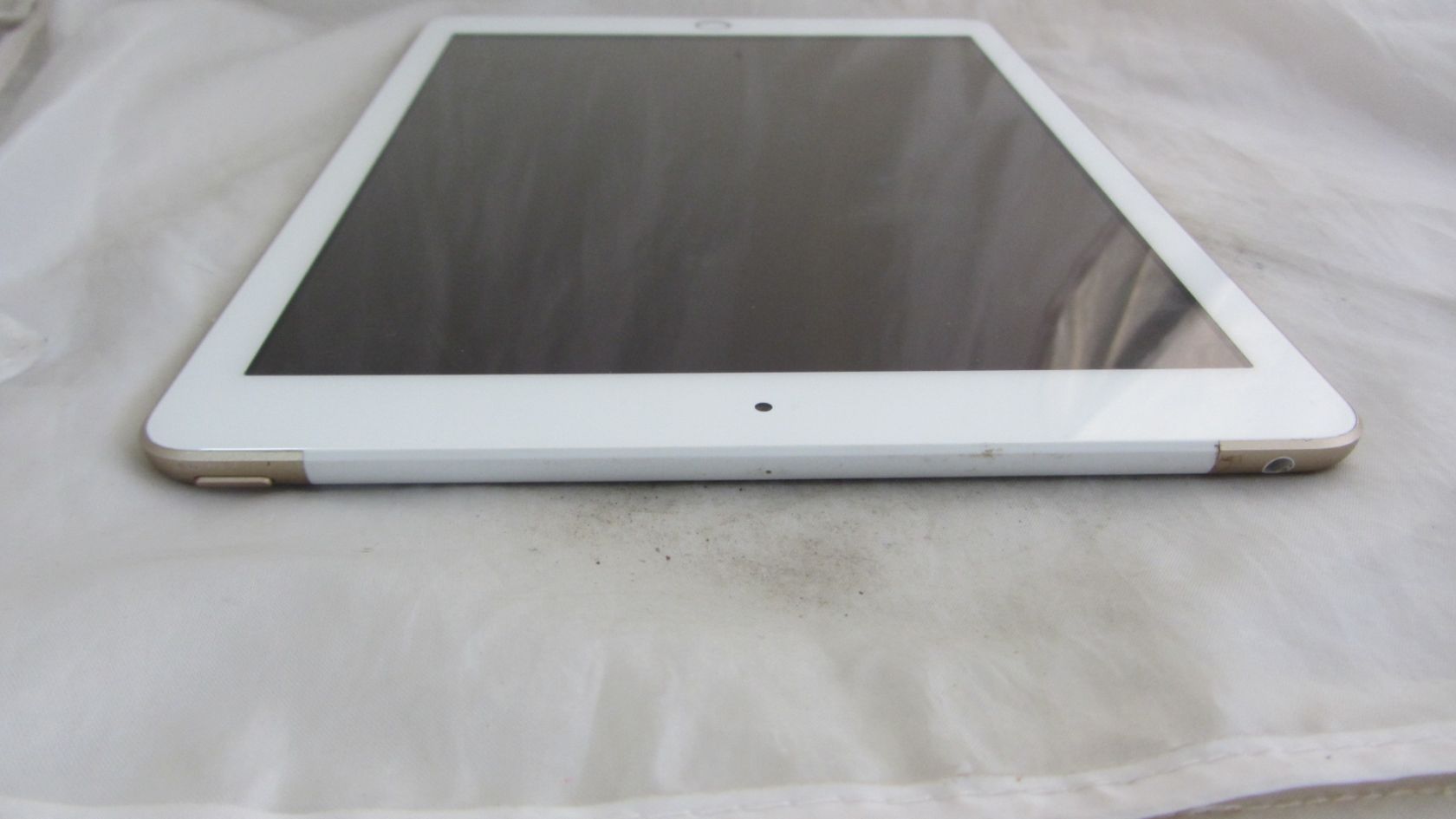 Apple iPad 5Gen 32Gb Wi-fi+4G White - фото фото фото 3