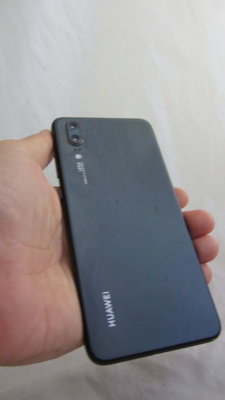 Huawei P20 4/128GB Black - фото фото фото 4