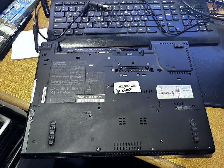 Ноутбук Lenovo ThinkPad T400 6475-FA4 № 251802305 - фото фото фото 6