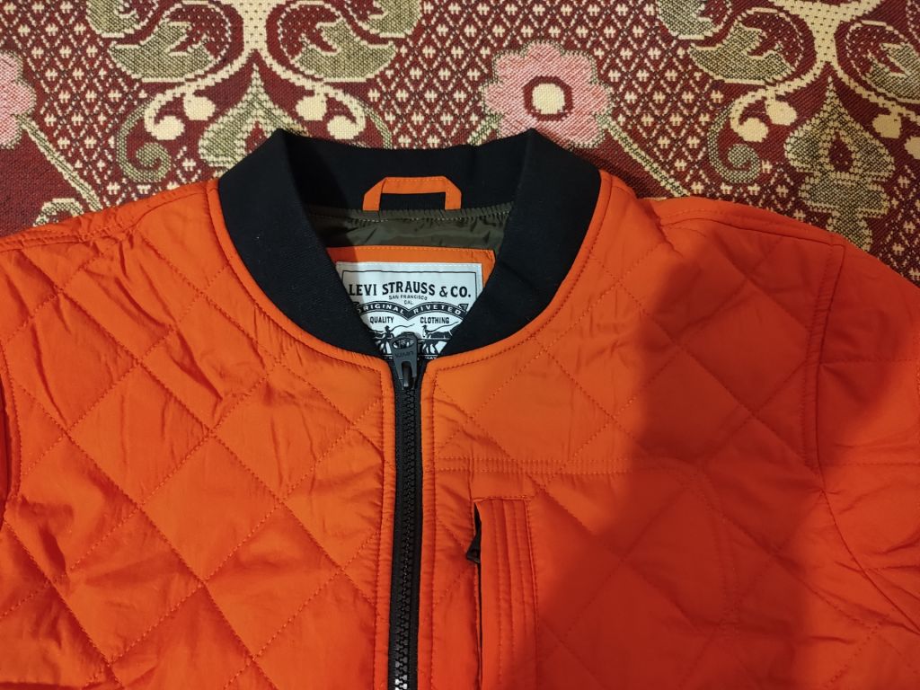 Бомбер Levis Dry Touch Nylon Quilted Utility Bomber Jacket - фото фото фото 7