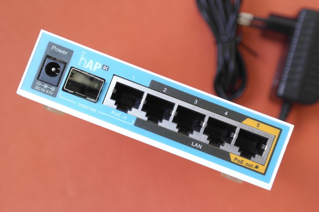 Wi-Fi Роутер Mikrotik hAP AC RB962UiGS-5HacT2HnT AC1750 - фото фото фото 3