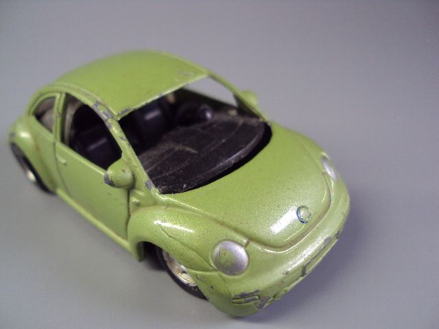 машинка welly volkswagen new beetle Китай фольксваген длина 6,9 см №9479 - фото фото фото 7