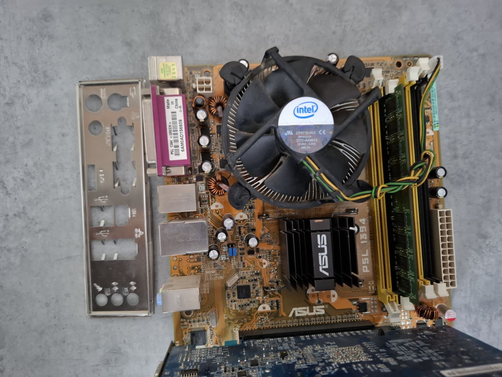 Материнська плата ASUS P5L 1394       (Socket 775) + процесор E2180         (№22) - фото фото фото 3