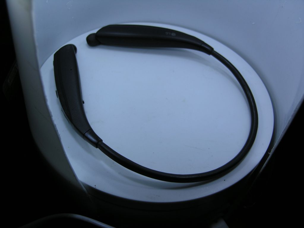 bluetooth стерео гарнитура lg Tone HBS-830 з США - фото фото фото 1