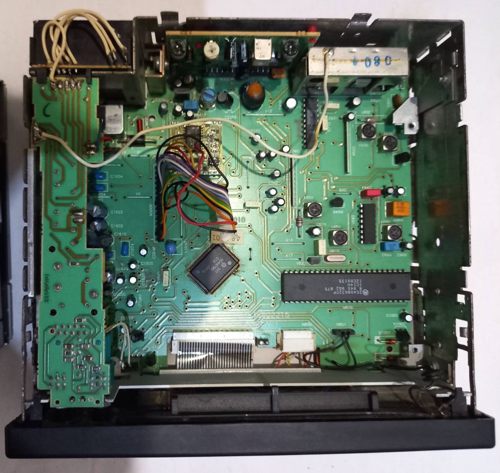 Автомагнітола Blaupunkt CD 300 НЕРОБОЧА - фото фото фото 2
