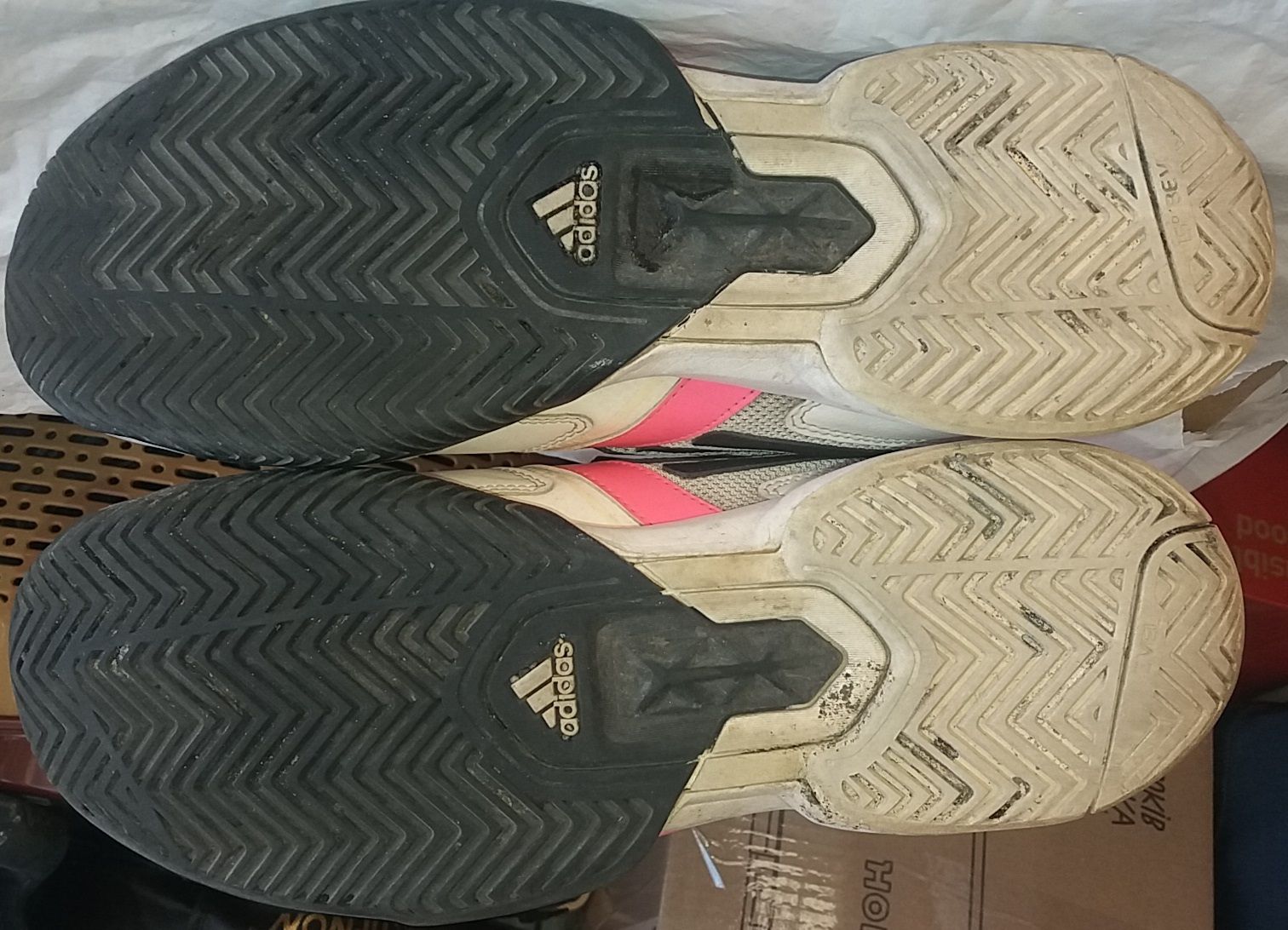 ADIDAS  фирменные  кроссовки - фото фото фото 3