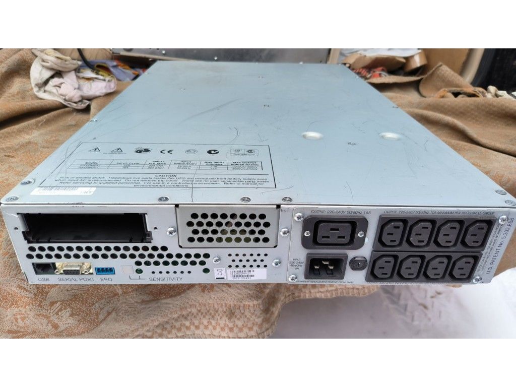 Безперебійник ДБЖ APC Smart-UPS 3000  (SUA3000RMI2U) - фото фото фото 1
