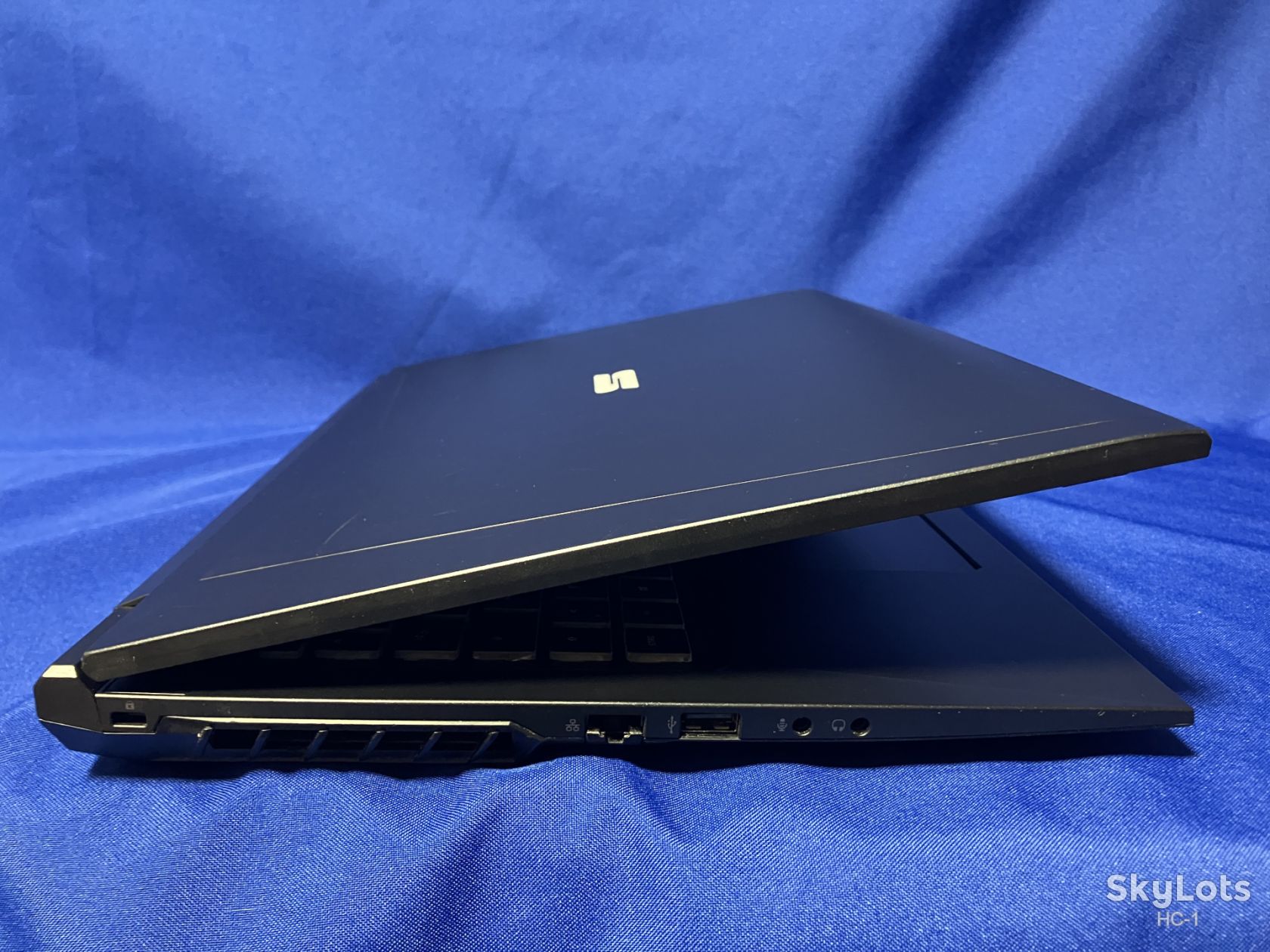 Schenker Media 17/ i7-9750H/ GTX 1650/ 16GB DDR4/ 120GB SSD/ 17.3" FullHD 144Hz - фото фото фото 8