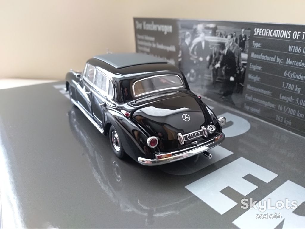Mercedes-Benz 300B Konrad Adenauer 1955.Minichamps.1/43 - фото фото фото 3