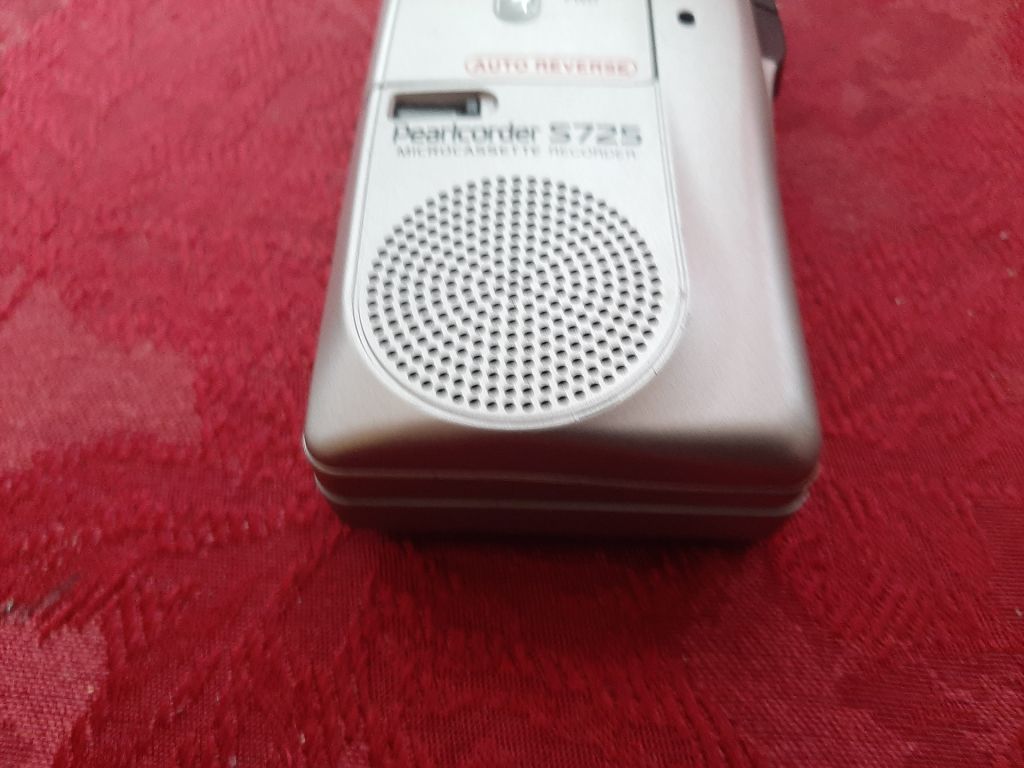 Диктофон Olympus Optical O.,LTD S725 Silver Micro Cassette - фото фото фото 4