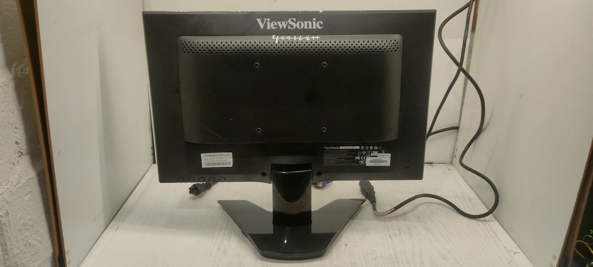 Б/У Монитор ViewSonic VA1911A 18.5" код М261 - фото фото фото 2