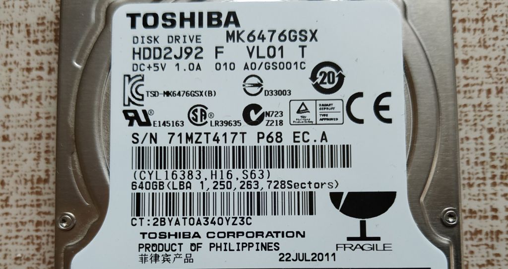 Toshiba MK6476GSX 640ГБ - фото фото фото 1