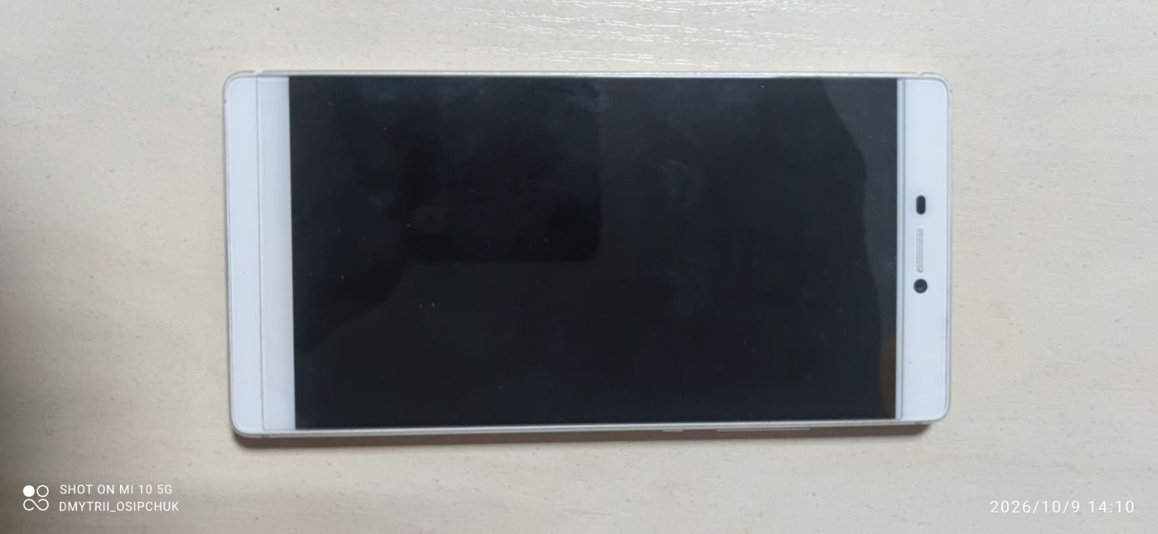 Мобільний телефон Huawei P8 - фото фото фото 0