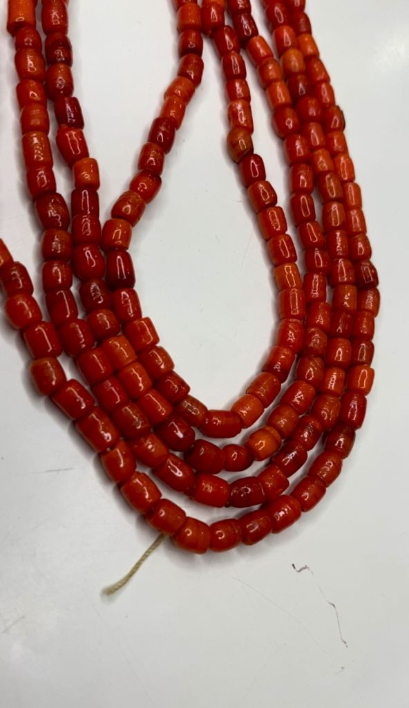 6lt8 Бусы. Очень похожи на бамбуковий коралл. Полуобхват 59 см - фото фото фото 2