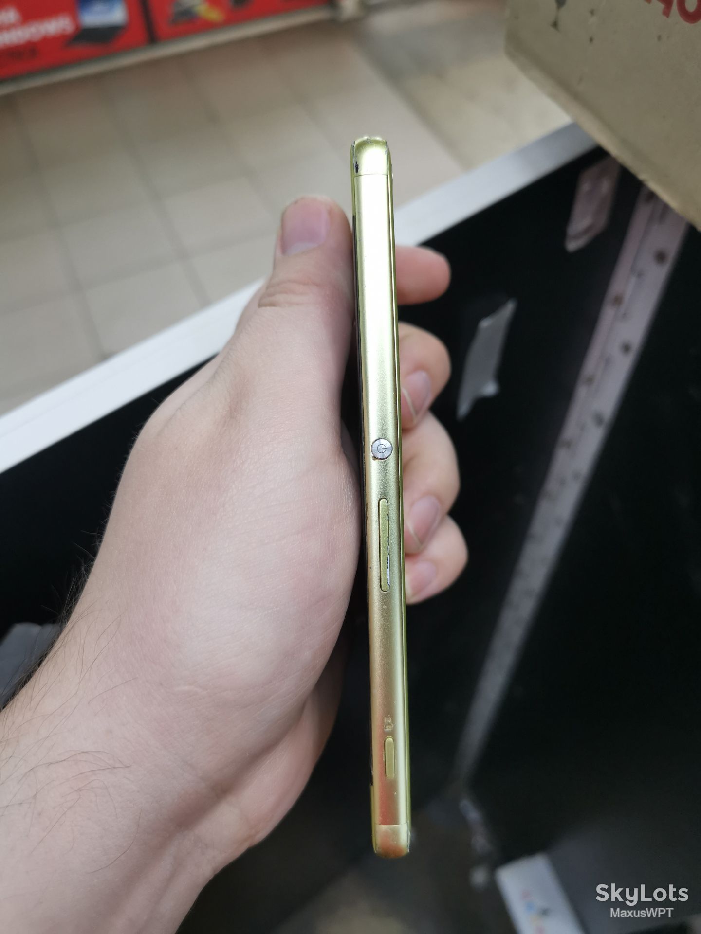 #573 Sklad Sony Xperia XF Gold F3112 - фото фото фото 4