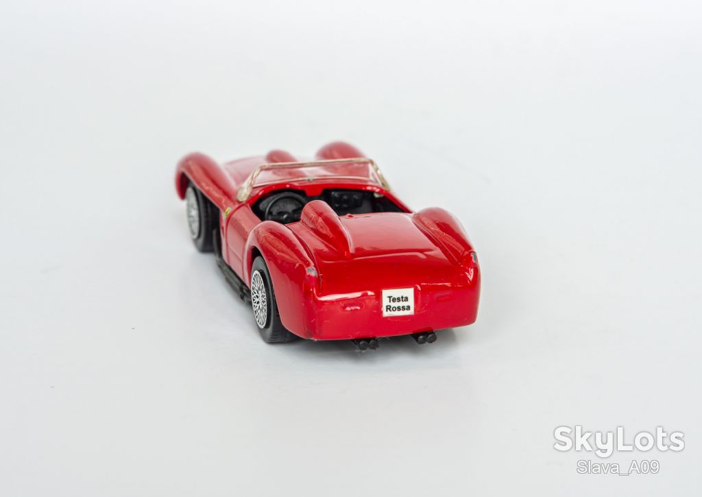 1:43 Ferrari 250 Testa Rossa 1958 red, Bburago #11426 - фото фото фото 4