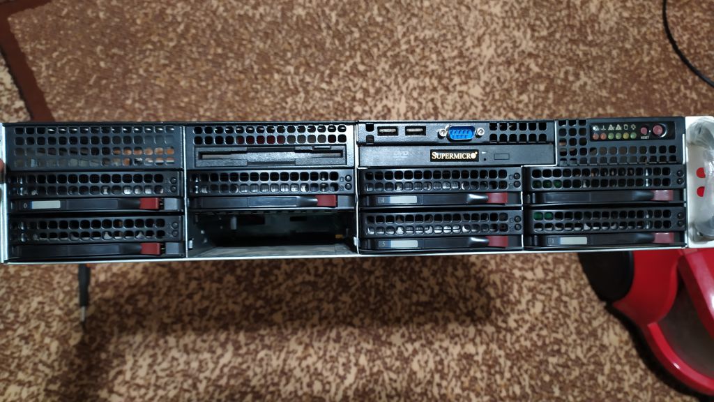 Сервер Supermicro X7DB8 Intel Xeon - фото фото фото 1