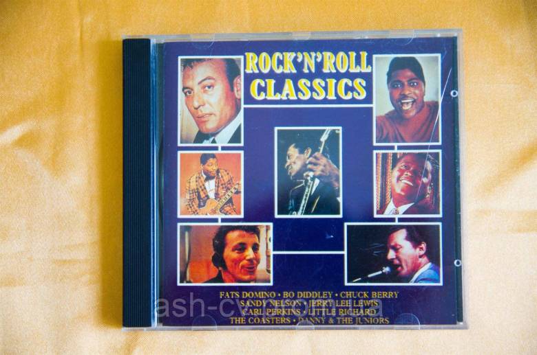 Музичний диск CD. Rock N Roll Classics - 16 legendary hits - фото фото фото 0