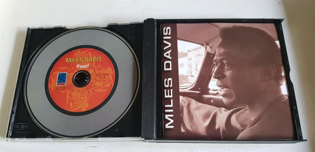 Miles Davis Four! 4CD фірмовий - фото фото фото 2