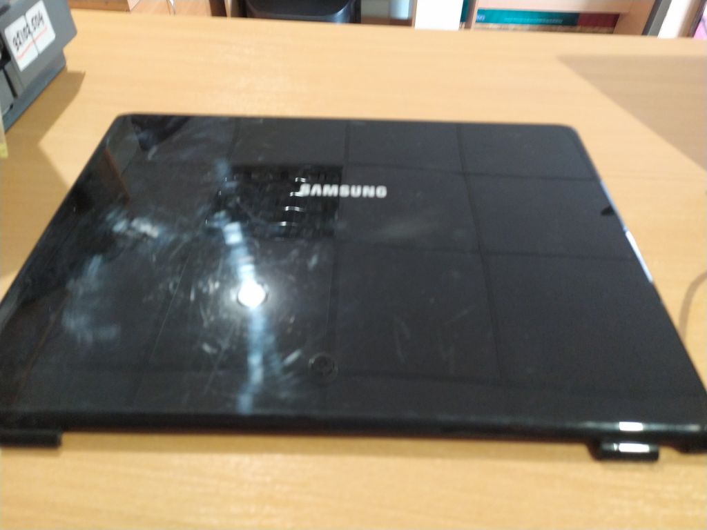 Крышка матрицы ноутбука Samsung R503 - фото фото фото 2