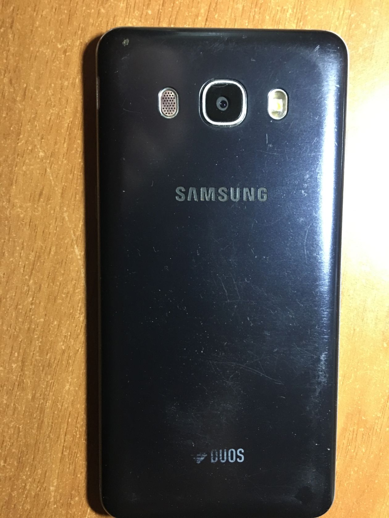 Смартфон SAMSUNG GALAXY J5, duos, 16 Гб, б/у, - фото фото фото 1