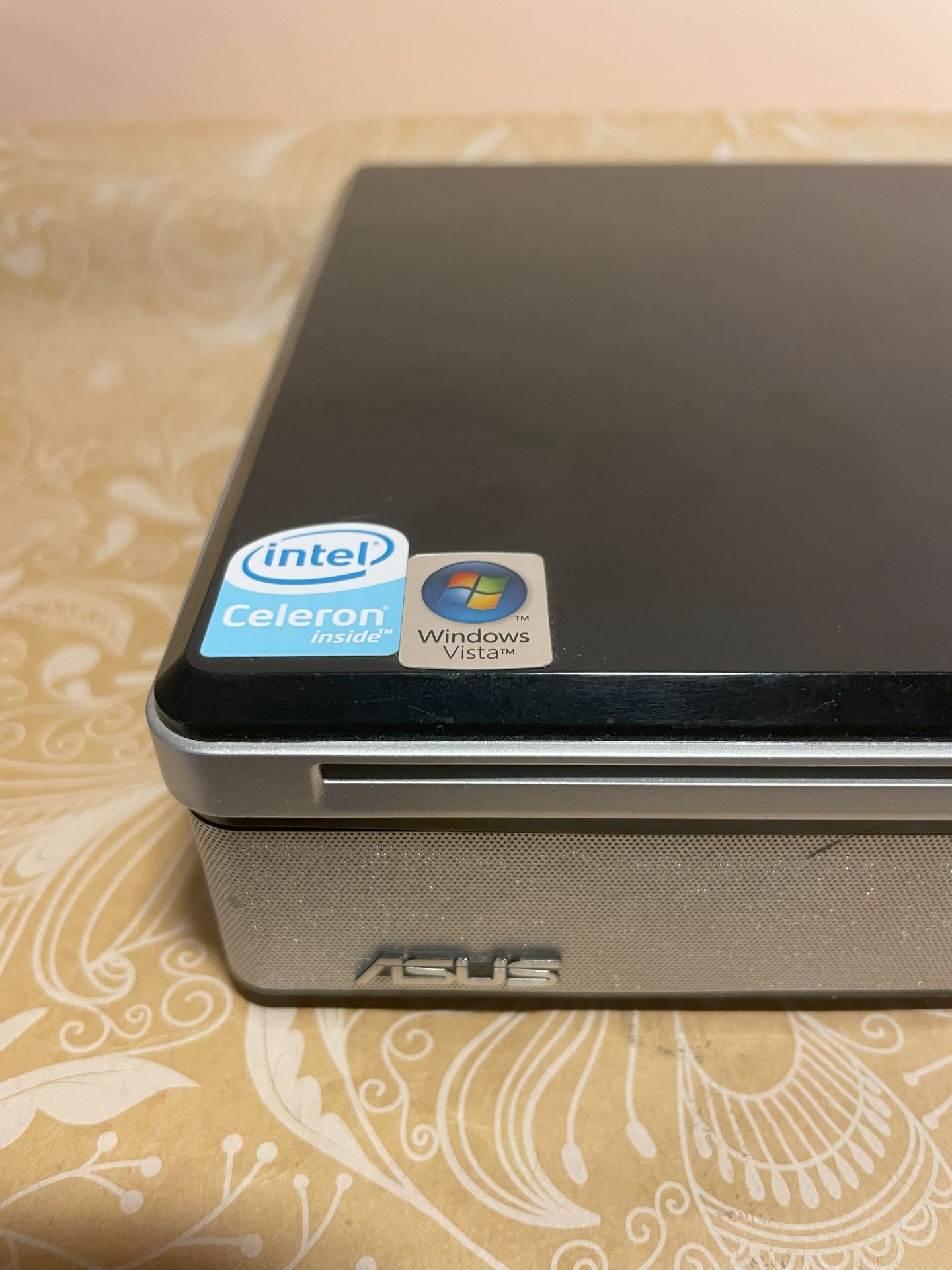 Mini PC ASUS Nova PX24 в рабочем состоянии - фото фото фото 1